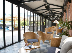 Pacific Hotel Fortino