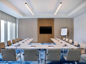 Element Dubai Airport