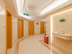 Vienna hotel Shenzhen Dongmen Old Street