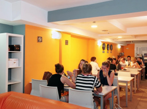 room00 Valencia Hostel