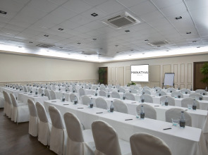 Outrigger Khao Lak Beach Resort