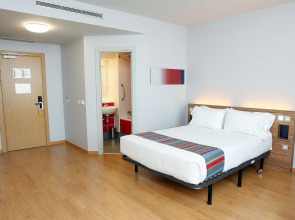 Travelodge Valencia Aeropuerto