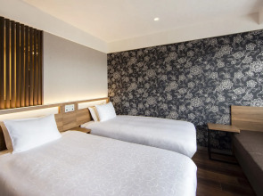 karaksa hotel grande Shin-Osaka Tower