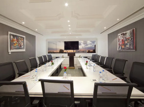 Swiss Hotel Corniche