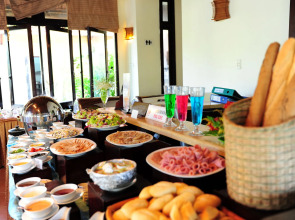 L'Azure Resort and Spa