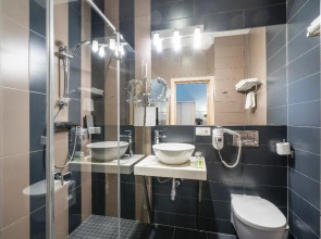 Отель Wellton Centrum Hotel & Spa