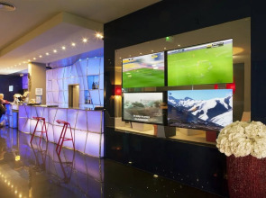 Holiday Inn Express Lisbon - Alfragide by IHG