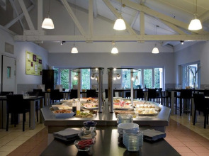 Kyriad Lille Est Villeneuve d'Ascq