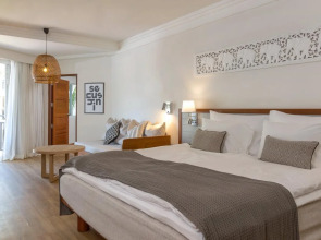 Sunwing Bangtao Beach