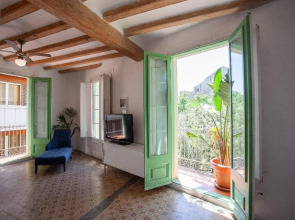 Las Ramblas Pasaje Bacardi Apartments