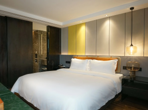 Paco Business Hotel Datang Metro Station