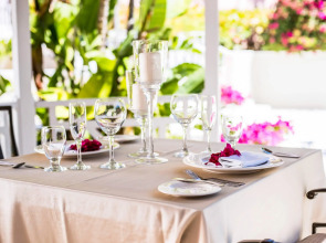 Comfort Suites Paradise Island