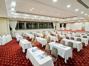 Korumar Deluxe Hotel