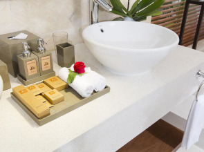 Cam Ranh Riviera Beach Resort & Spa