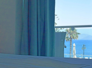 Bristol Sea View Apartments