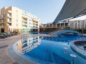 Large Studio in Polo Resort