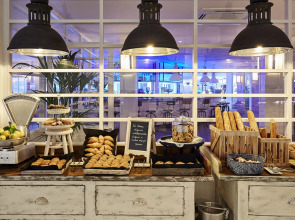 Hotel Delamar - Adults Only