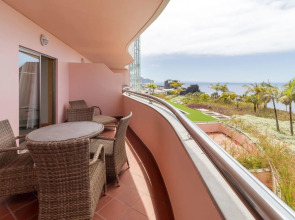 Отель Royal Savoy