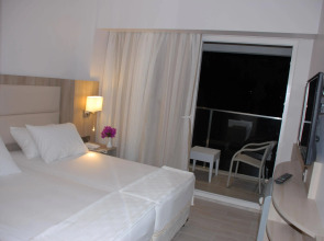 Begonville Beach Hotel - Adults Only