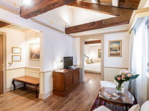 Отель Monaco & Grand Canal