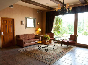 Legacy Resort Hotel & Spa