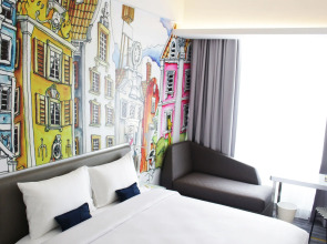 YELLO Hotel Harmoni Jakarta