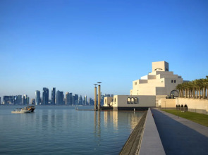 Gloria Hotel & Suites