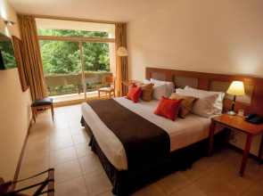 Raices Esturion Hotel