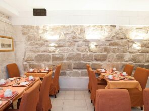 Austin's Arts et Métiers Hôtel