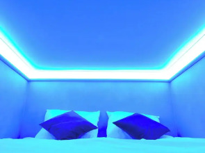 The Hyve Capsule hostel Amsterdam