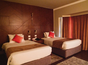 Pyramisa Suites Hotel Cairo