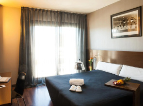 Hotel Tach Madrid Airport