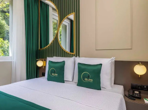 Sistina Old City Hotel