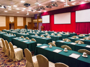 Guangdong Victory Hotel - Free shuttle bus to exhibition center during Canton Fair