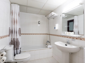 Hotel & Aparthotel Cosmos