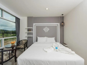 Vacation Time House by ZUZU