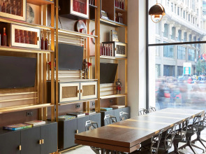 Отель Hyatt Centric Gran Via Madrid