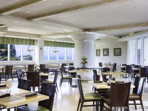 DoubleTree Resort & Spa by Hilton Ocean Point-N. Miami Beach