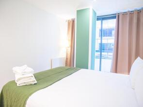 One Bed Serviced Apt in Farringdon