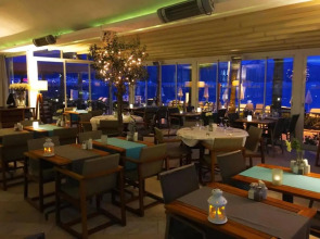 The Beachfront Hotel Adult Only 16 Plus