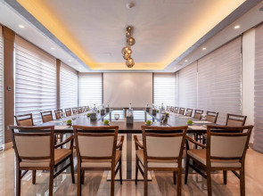 Crowne Plaza Limassol by IHG