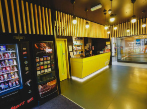 Via Limehouse - Hostel