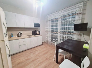 Апартаменты на улице имени Космонавта Поповича 11