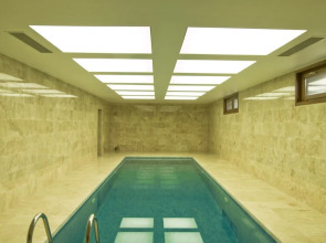 Grand Nur Plaza Hotel