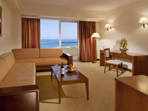 Kipriotis Panorama Hotel & Suites