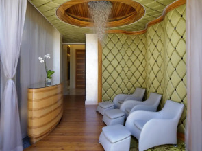 VOGO Abu Dhabi Golf Resort & Spa