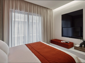 The Newel Metaxourgeio