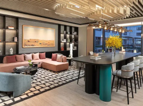 Holiday Inn Shanghai Pudong Airport by IHG