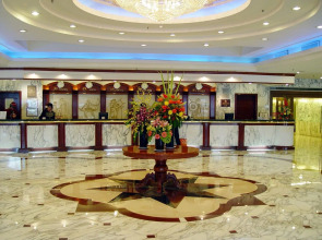 Guangdong Victory Hotel - Free shuttle bus to exhibition center during Canton Fair