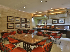 Crown Regency Hotel and Towers